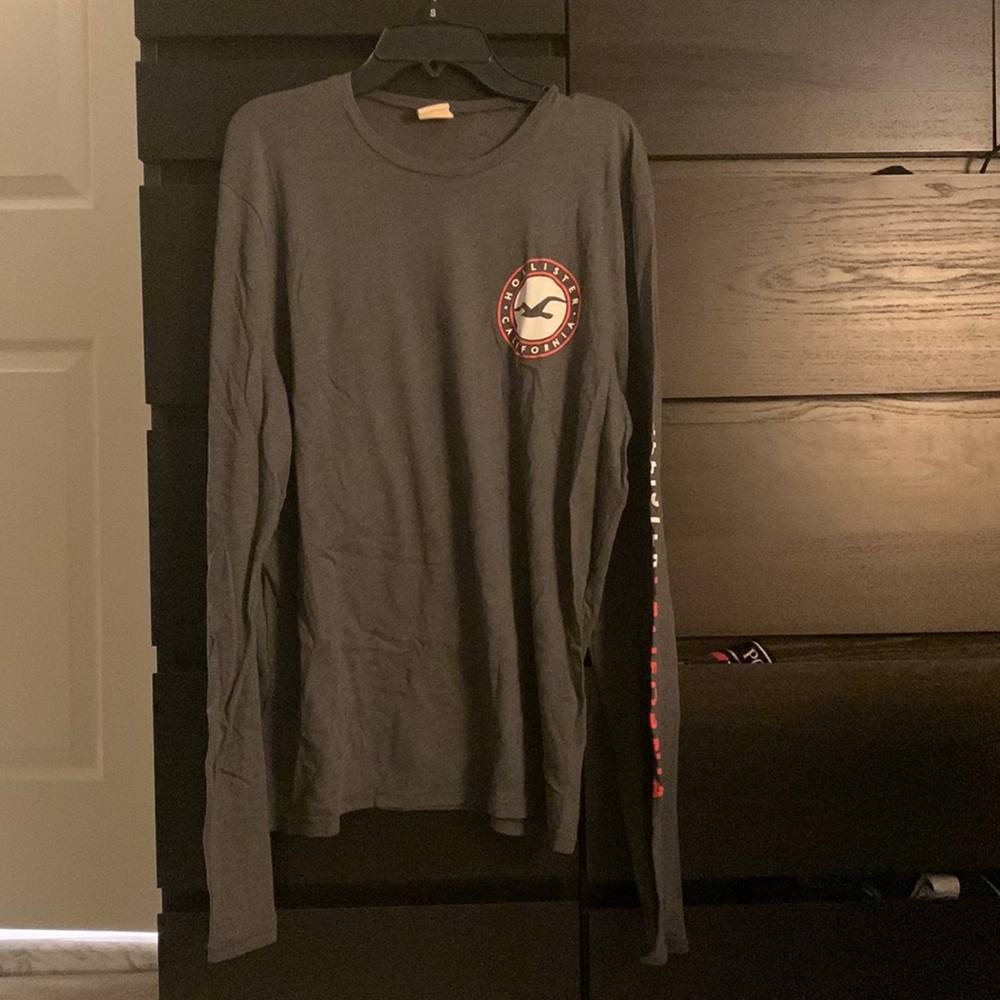 Hollister long sleeve tee